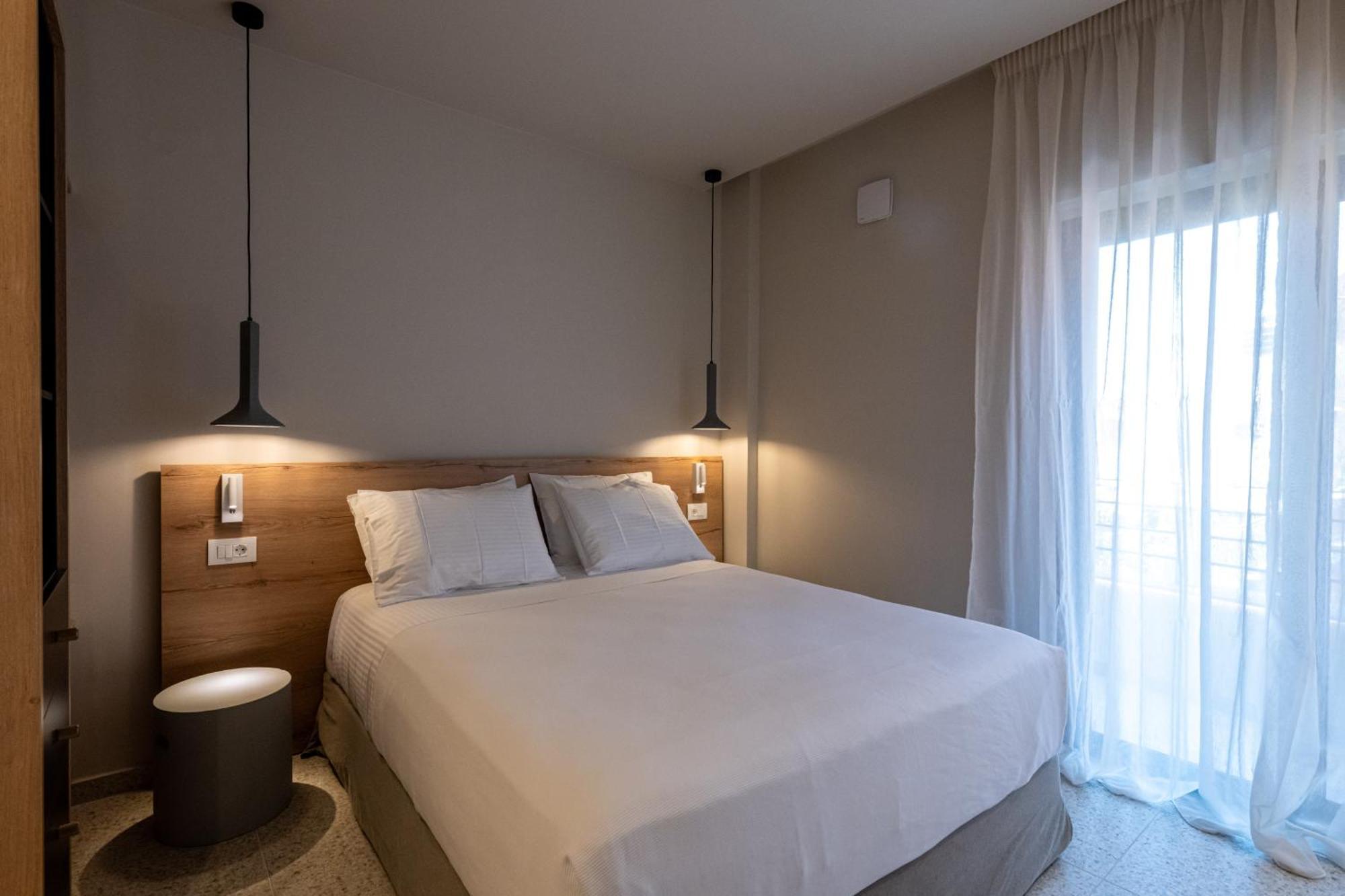 Asklipiou Cube - Kalamata Mediterranean Suites Extérieur photo