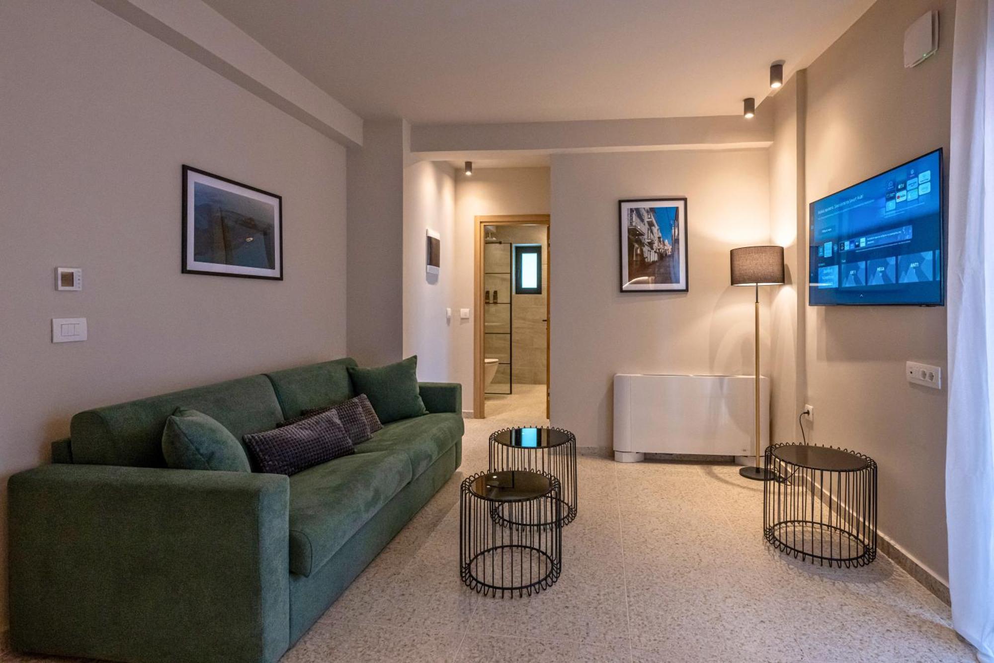 Asklipiou Cube - Kalamata Mediterranean Suites Extérieur photo